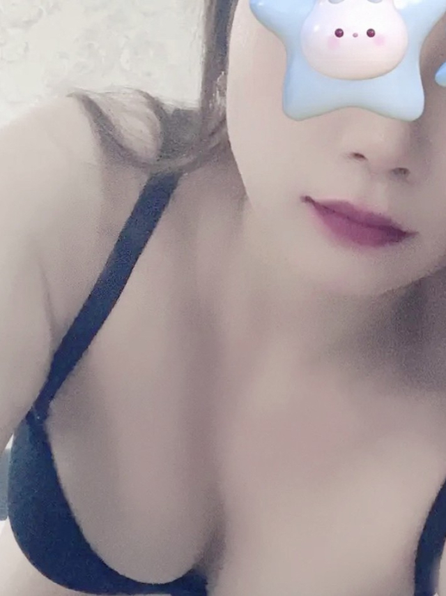 Gái Gọi TP. Phan Thiết: Rubi k9 Vẻ Đẹp Dâm Đãng