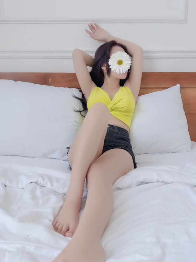 Vân Anh – Hàng Gái Gọi Ngon Giá Rẻ, Face Xinh Đẹp Tại Vĩnh Hải Nha Trang