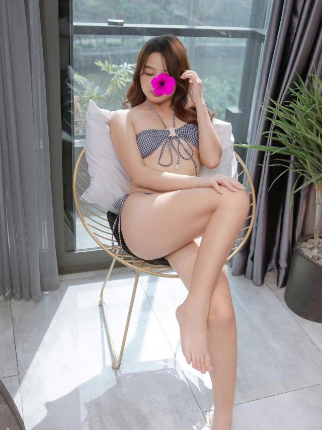 Uyên Linh 2k – Gái Gọi Phan Rang Chính Hiệu, Tìm Gái Gọi Xinh Đẹp Tháp Chàm, Ninh Thuận